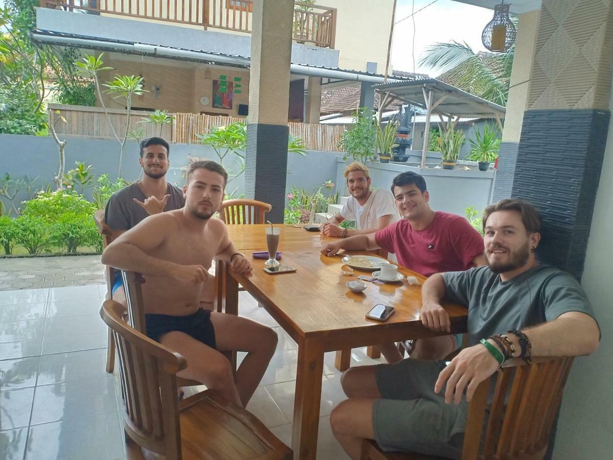 Dwiki Putra Home Stay نوسا ليمبونغان المظهر الخارجي الصورة